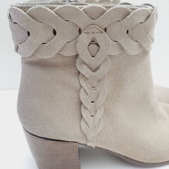 GEOX Respira Suede Ankle Boots Low Heel Side Zippers Beige Sz 7.5 - Picture 4 of 16